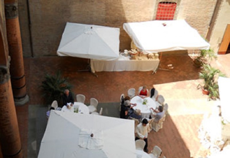 cortile-museo-civico-medioevale-jpg-cut